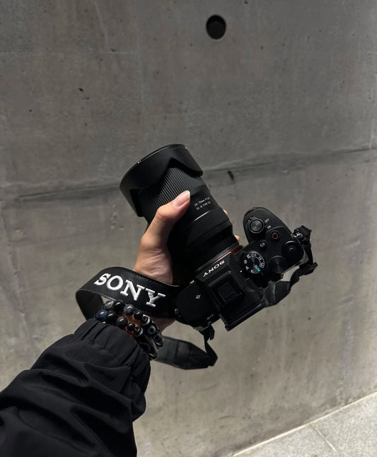 The Best Cameras for Content Creators in 2025—No Matter Your Budget